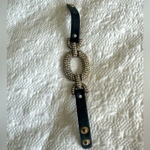 Bracelet with brown leather band and pave stone